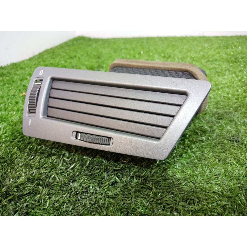 Recambio de rejilla aireadora para bmw serie 7 (e65/e66) 6.0 cat referencia OEM IAM 64228223334 64228223334 64228223334