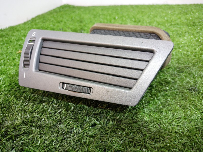 Recambio de rejilla aireadora para bmw serie 7 (e65/e66) 6.0 cat referencia OEM IAM 64228223334 64228223334 64228223334