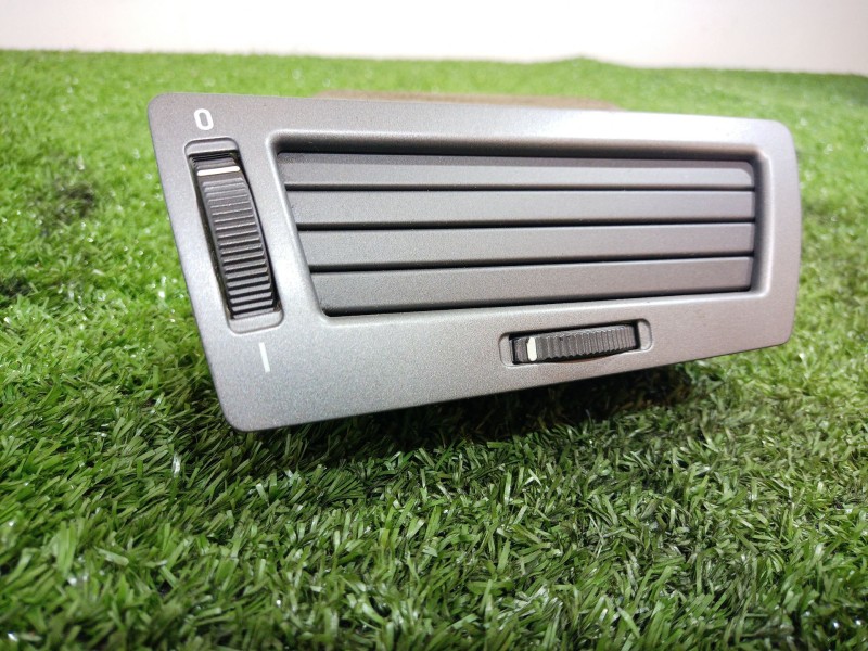 Recambio de rejilla aireadora para bmw serie 7 (e65/e66) 6.0 cat referencia OEM IAM 64228223334 64228223334 64228223334