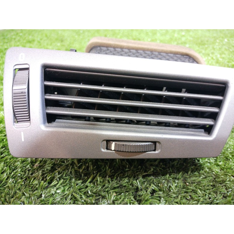 Recambio de rejilla aireadora para bmw serie 7 (e65/e66) 6.0 cat referencia OEM IAM 64228223334 64228223334 64228223334