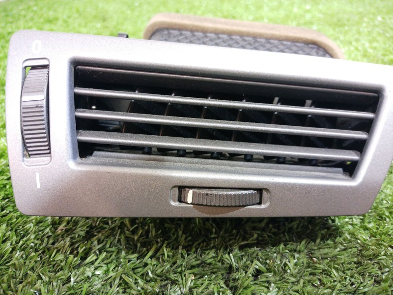 Recambio de rejilla aireadora para bmw serie 7 (e65/e66) 6.0 cat referencia OEM IAM 64228223334 64228223334 64228223334