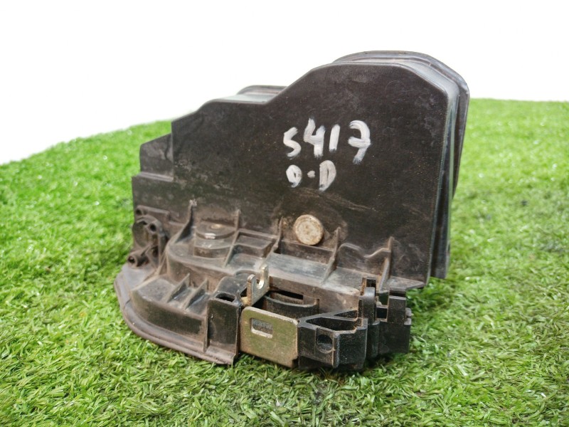 Recambio de cerradura puerta delantera derecha para bmw 1 (e87) 116 i referencia OEM IAM 7154628 7154628 7154628