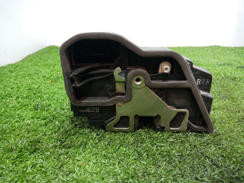 Recambio de cerradura puerta delantera derecha para bmw 1 (e87) 116 i referencia OEM IAM 7154628 7154628 7154628