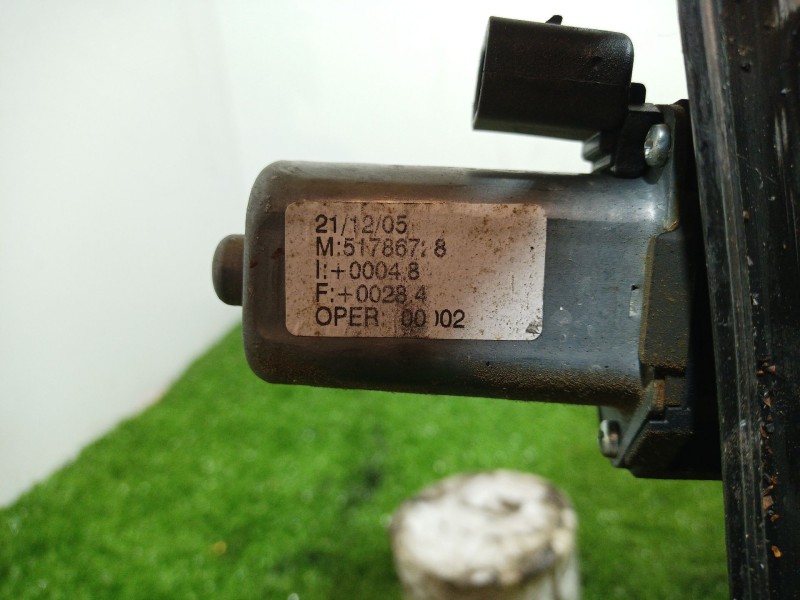 Recambio de elevalunas delantero derecho para fiat punto (199_) 1.3 d multijet referencia OEM IAM 51786728 51786728 51786728