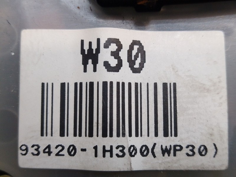 Recambio de mando limpia para kia cee´d referencia OEM IAM 934201H300WP30 3693PALHD1 PA66GF30