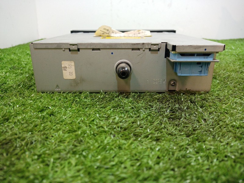 Recambio de sistema dvd para peugeot 307 cc (3b) 2.0 hdi 135 referencia OEM IAM 9660662677 E1023684 7607769062