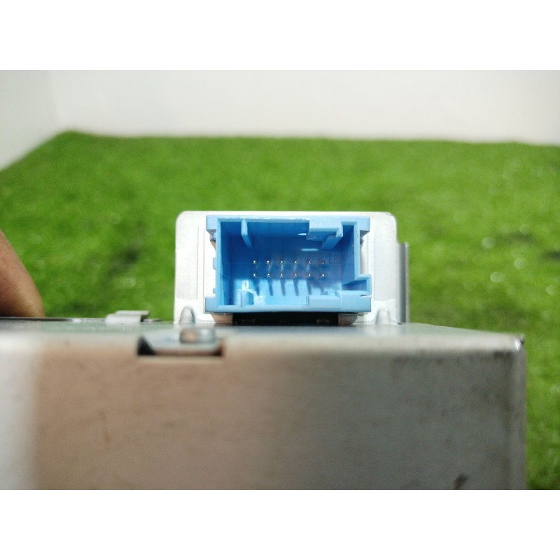 Recambio de sistema dvd para peugeot 307 cc (3b) 2.0 hdi 135 referencia OEM IAM 9660662677 E1023684 7607769062