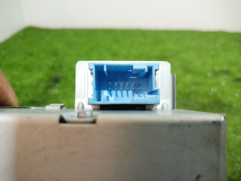 Recambio de sistema dvd para peugeot 307 cc (3b) 2.0 hdi 135 referencia OEM IAM 9660662677 E1023684 7607769062