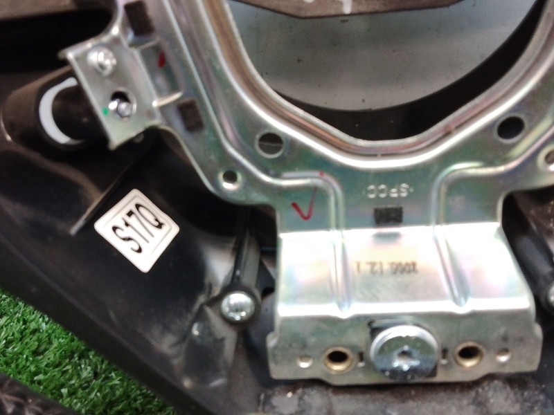 Recambio de volante para kia cee´d referencia OEM IAM 561101H170 561101H170 S17Q