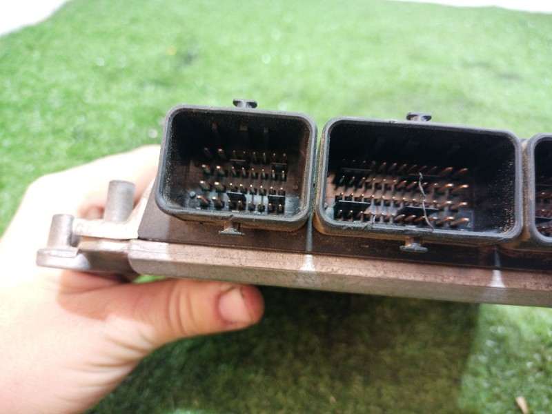 Recambio de centralita motor uce para renault scenic rx4 (ja0) referencia OEM IAM 0281010189 8200143438 H0M8200091416