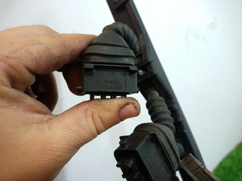 Recambio de modulo electronico para bmw serie 5 berlina (e39) 2.0 24v referencia OEM IAM 1724478 E6641G 1744590 Recambio de modulo electronico para bmw serie 5 berlina (e39) 2.0 24v referencia OEM IAM 1724478 E6641G 1744590