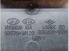 Recambio de mando elevalunas delantero izquierdo para kia cee´d referencia OEM IAM 935701H120 935701H120 369935701H1204901000