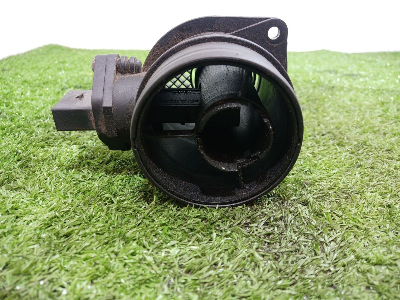 Recambio de caudalimetro para volkswagen touran (1t1) referencia OEM IAM 074906461B 074906461B 0281002461