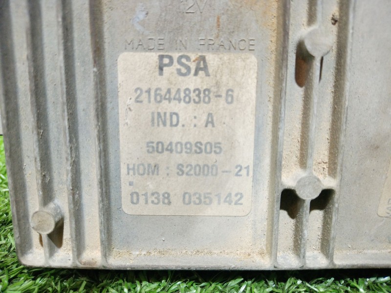 Recambio de centralita motor uce para citroën saxo 1.1 monaco referencia OEM IAM 9641815480 S200021 963770598003