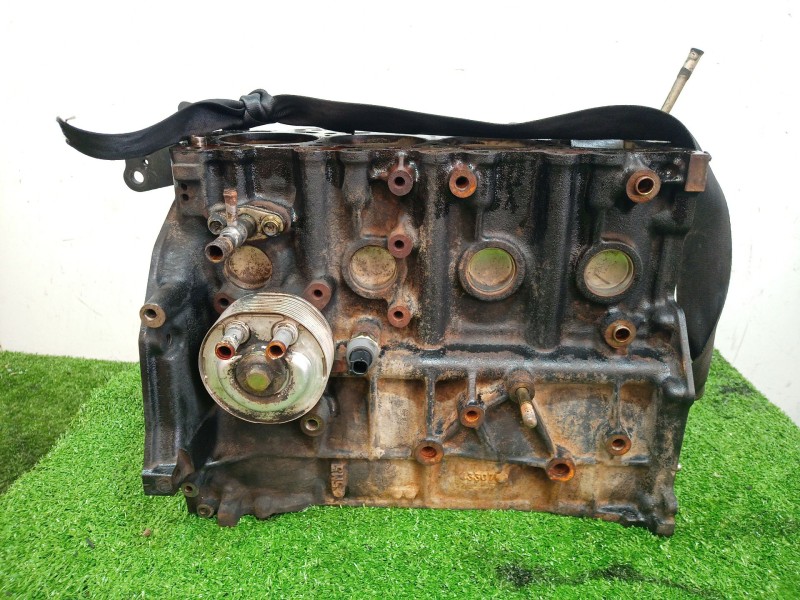 Recambio de bloque para nissan x-trail (t30) referencia OEM IAM YD22 YD22 YD22