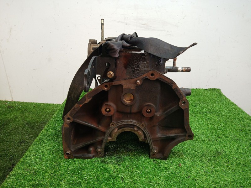 Recambio de bloque para nissan x-trail (t30) referencia OEM IAM YD22 YD22 YD22
