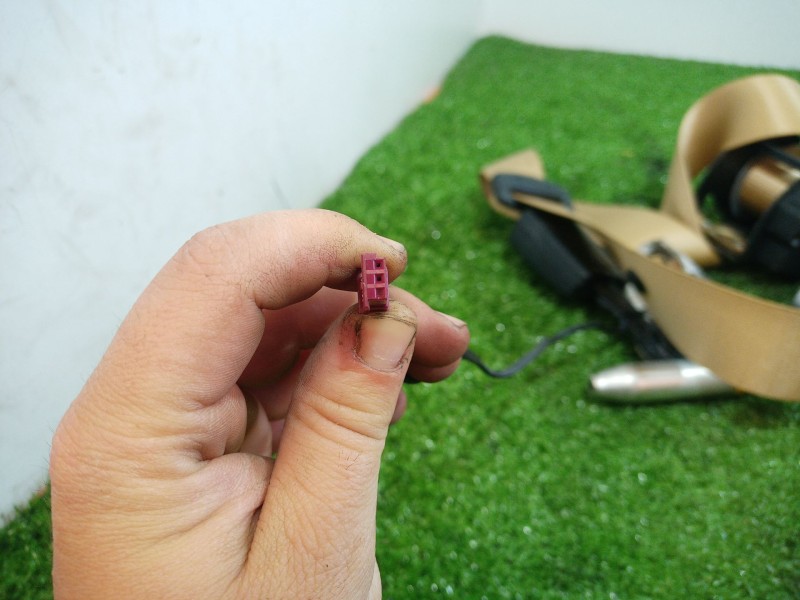 Recambio de cinturon seguridad trasero izquierdo para bmw serie 7 (e65/e66) 6.0 cat referencia OEM IAM 00063774B 33039583 713404