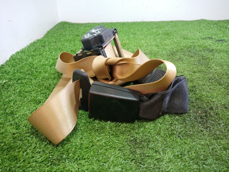 Recambio de cinturon seguridad trasero central para bmw serie 7 (e65/e66) 6.0 cat referencia OEM IAM 7018249 7018249 33018325