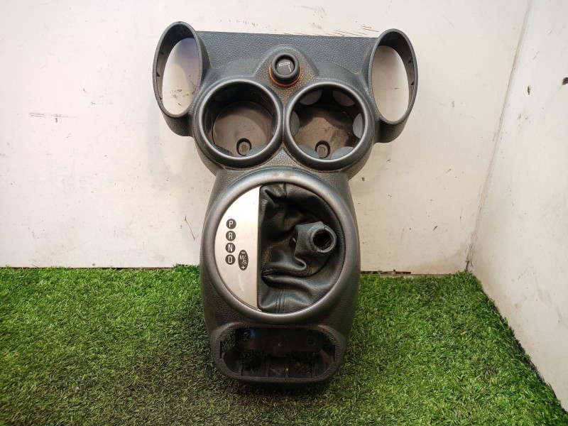 Recambio de consola central tras. para mini mini (r50, r53) one referencia OEM IAM 51167147186 7147179 12273713