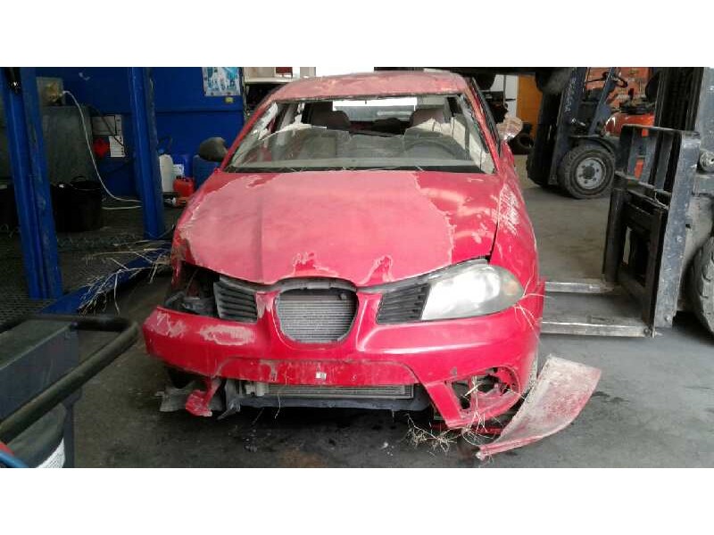 seat ibiza (6l1) del año 2001