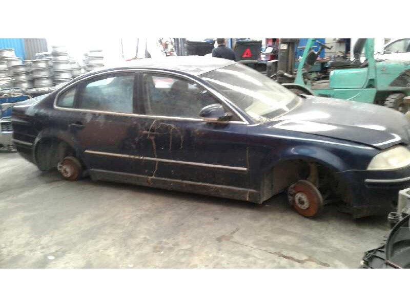 volkswagen passat variant (3b6) del año 2000