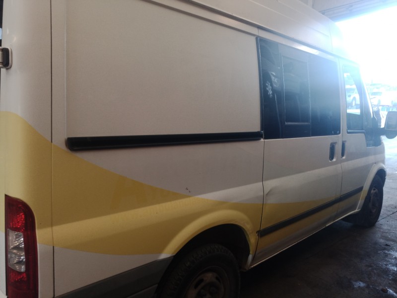 ford transit combi ´06 del año 2008