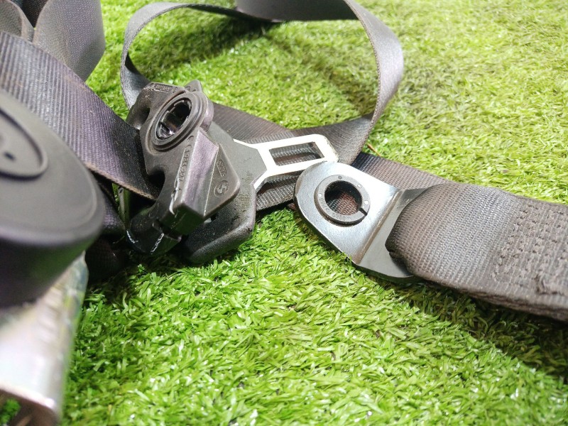 Recambio de cinturon seguridad trasero izquierdo para mini mini (r50, r53) one referencia OEM IAM 7055962 601030000D 530101002