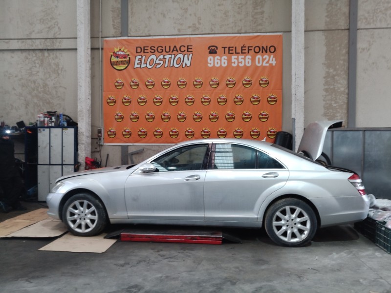 mercedes-benz clase s (w221) berlina del año 2005