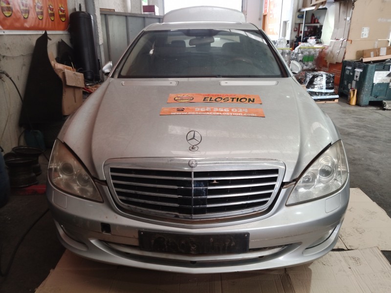 mercedes-benz clase s (w221) berlina del año 2005