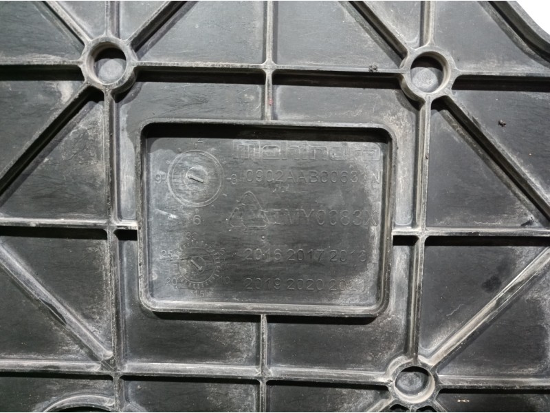 Recambio de deposito aditivo para mahindra xuv 500 xuv 500 fwd w6 referencia OEM IAM 0902AAB00631N 0902AAB00631N 0902AAB00631