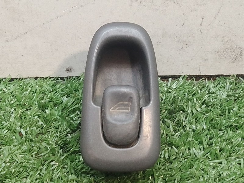 Recambio de mando elevalunas trasero izquierdo para volvo s70 (874) 2.5 tdi referencia OEM IAM   