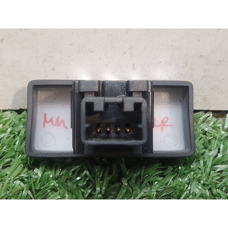 Recambio de warning para bmw serie 7 (e65/e66) 6.0 cat referencia OEM IAM SINREFERENCIA SIN REFERENCIA SIN REFERENCIA