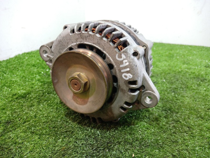 Recambio de alternador para nissan almera ii (n16) 2.2 di referencia OEM IAM LR1100724 LR1100724 23100BN300