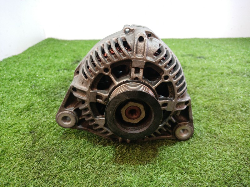 Recambio de alternador para bmw serie 3 berlina (e46) referencia OEM IAM 1435429 2541961A A13VI190