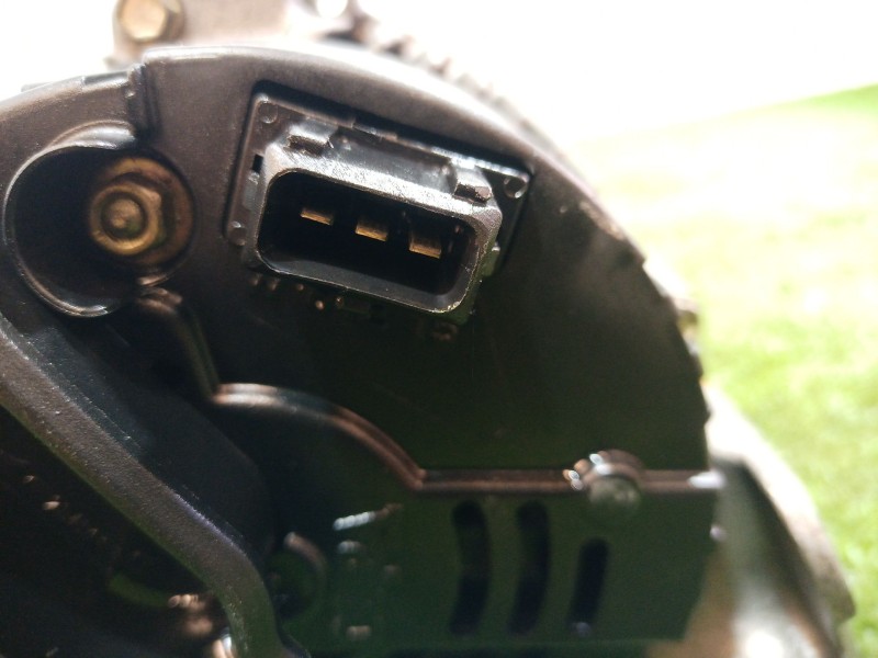 Recambio de alternador para bmw serie 3 berlina (e46) referencia OEM IAM 1435429 2541961A A13VI190