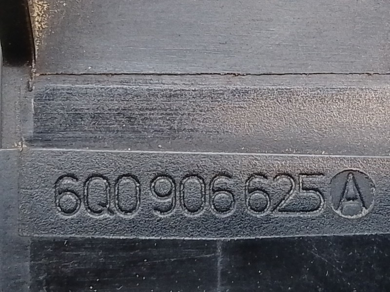 Recambio de modulo electronico para seat ibiza (6l1) 1.4 tdi referencia OEM IAM 6Q0906625A 6Q0906625A 400434B