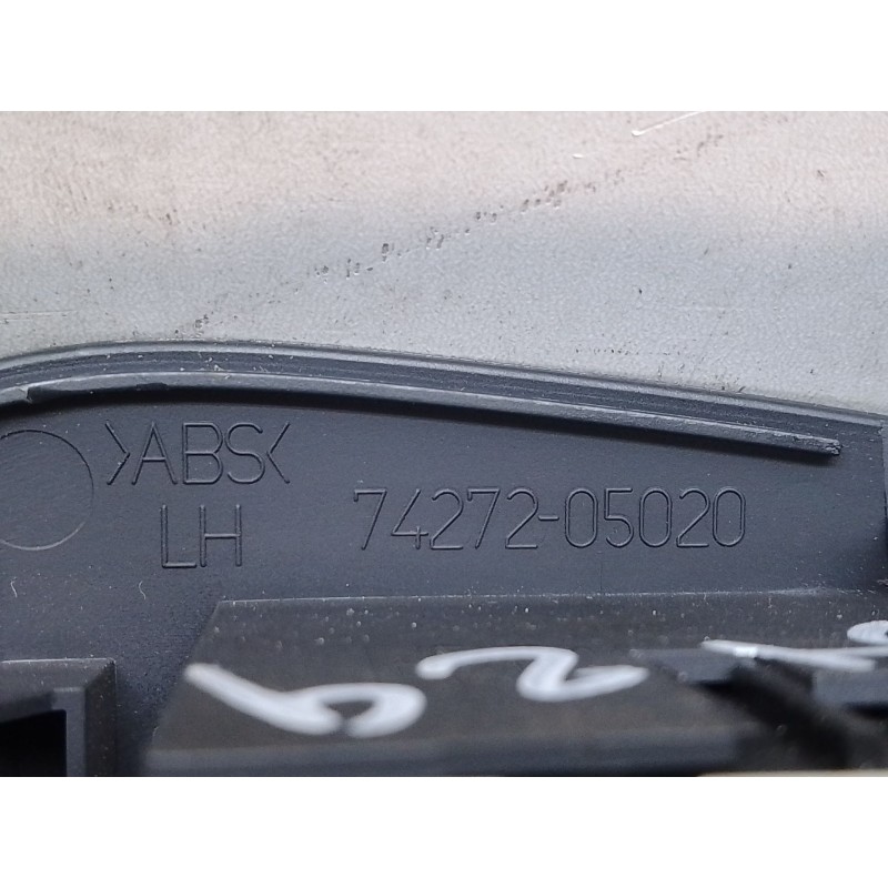 Recambio de mando elevalunas trasero izquierdo para toyota avensis (_t25_) 2.2 d-4d (adt251_) referencia OEM IAM 7427205020 7427