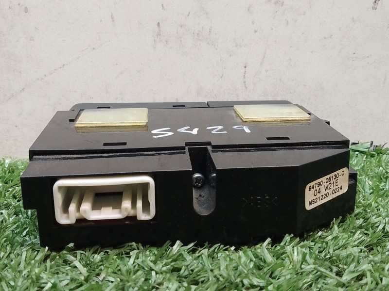 Recambio de interruptor para toyota avensis (_t25_) 2.2 d-4d (adt251_) referencia OEM IAM 84790006130C MS212200224 04W21E