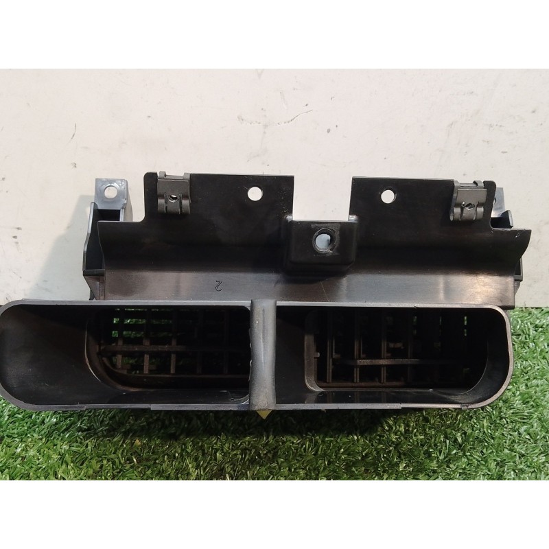 Recambio de rejilla aireadora para fiat punto (199_) 1.3 d multijet referencia OEM IAM 735386328  735416324