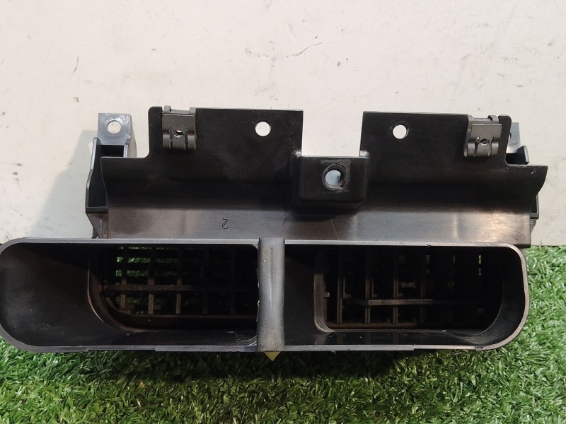 Recambio de rejilla aireadora para fiat punto (199_) 1.3 d multijet referencia OEM IAM 735386328  735416324