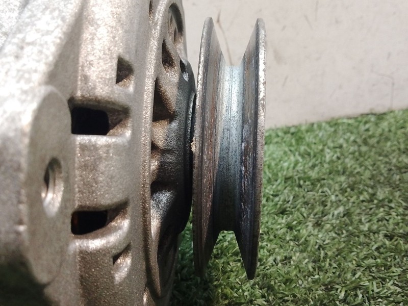 Recambio de alternador para nissan terrano/terrano.ii (r20) sport referencia OEM IAM LR170756  