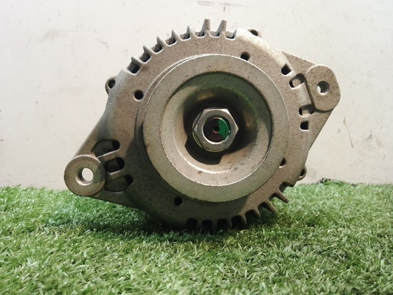 Recambio de alternador para nissan terrano/terrano.ii (r20) sport referencia OEM IAM LR170756  
