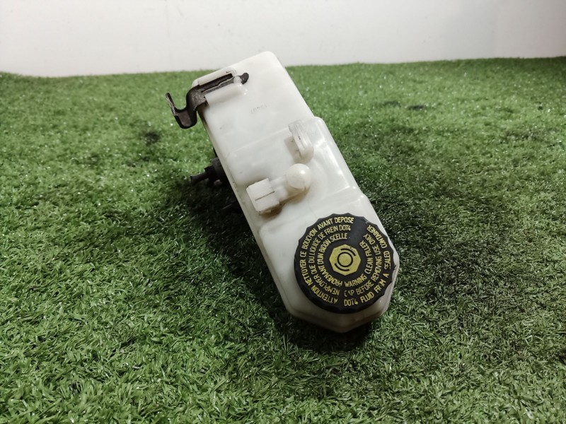 Recambio de bomba freno para toyota auris luna+ referencia OEM IAM 0204255239 0204255239 0204Y24235