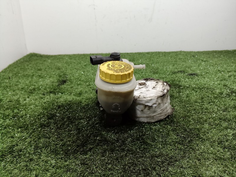 Recambio de bomba freno para volkswagen lupo (6x1/6e1) 1.0 referencia OEM IAM 21025599 21025599 21025599