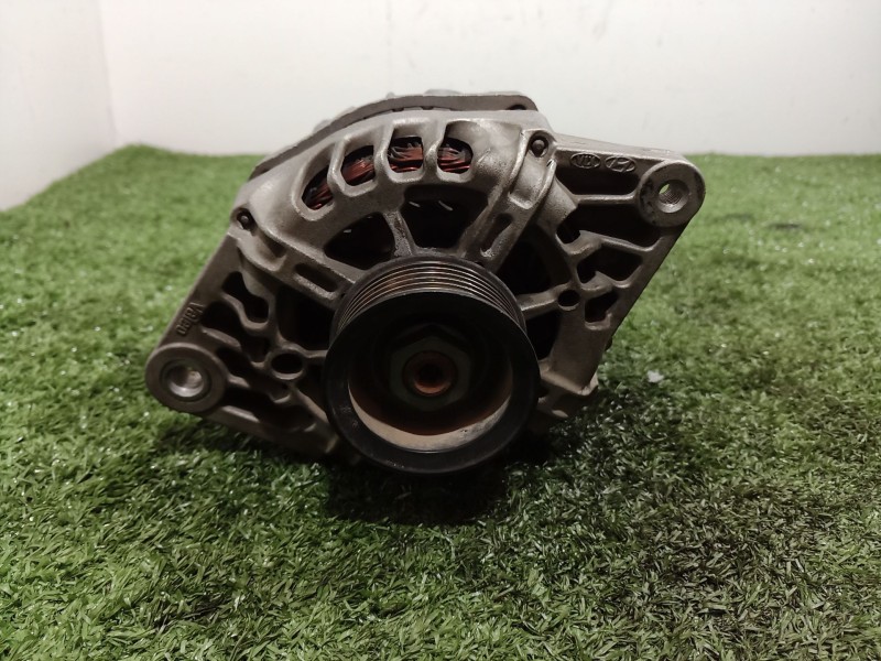 Recambio de alternador para kia cee´d referencia OEM IAM 2655447 2655447 373002B101