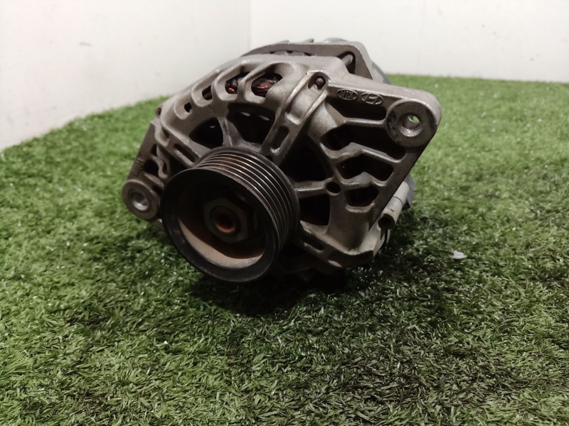 Recambio de alternador para kia cee´d referencia OEM IAM 2655447 2655447 373002B101