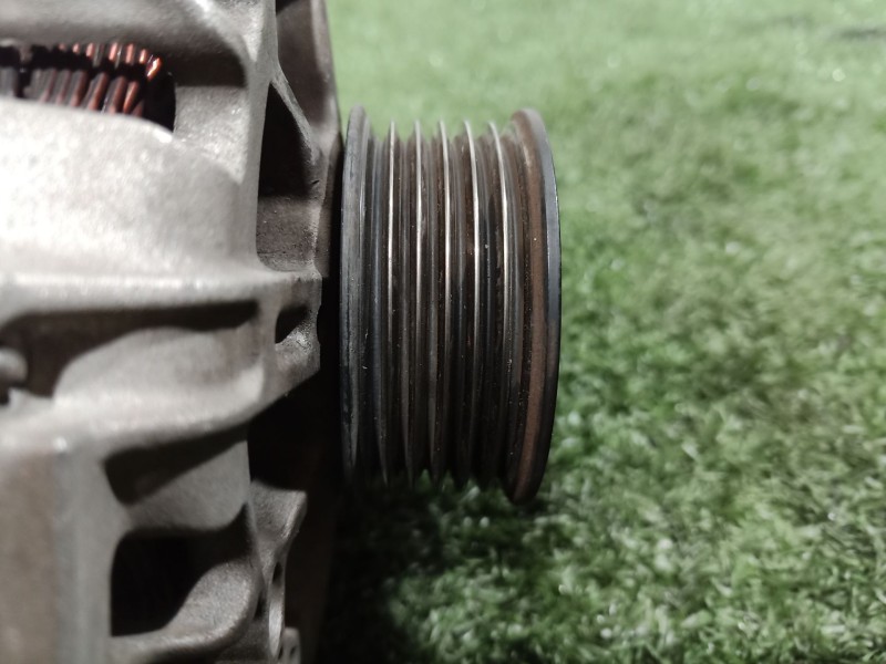 Recambio de alternador para kia cee´d referencia OEM IAM 2655447 2655447 373002B101