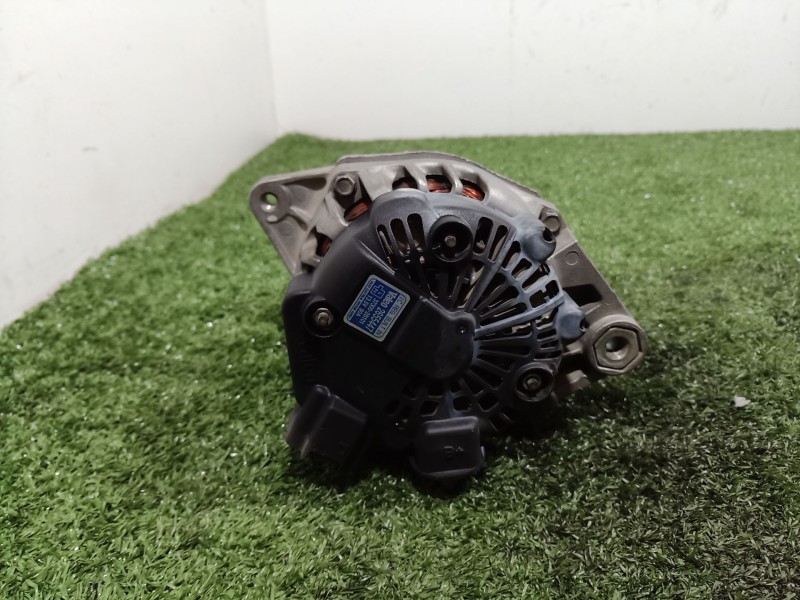 Recambio de alternador para kia cee´d referencia OEM IAM 2655447 2655447 373002B101