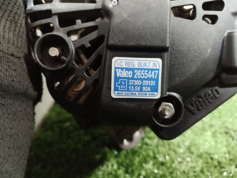 Recambio de alternador para kia cee´d referencia OEM IAM 2655447 2655447 373002B101