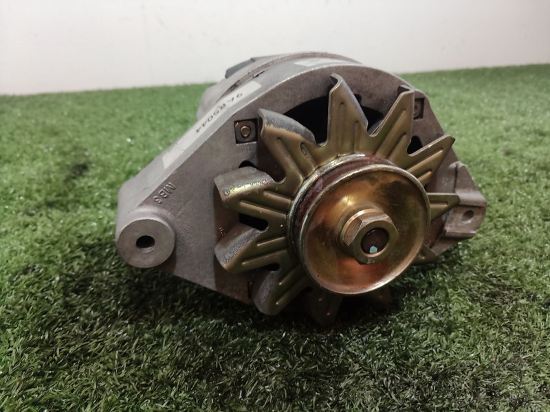 Recambio de alternador para volkswagen polo (867/871/873) azur coupe referencia OEM IAM   